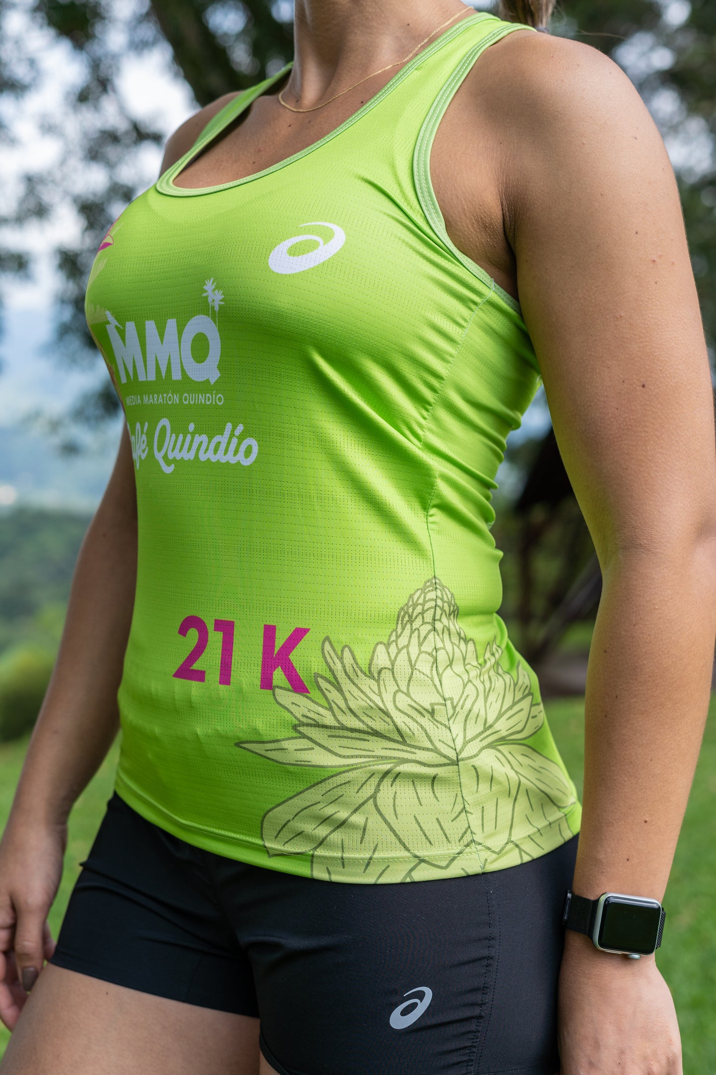 CAMISETA ESQUELETO MUJER 21K 2025