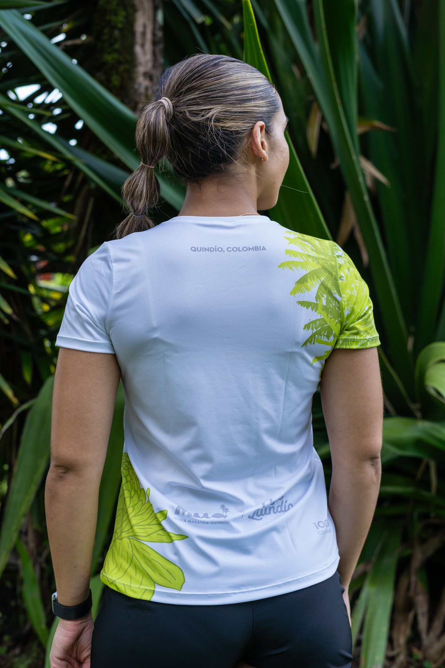 CAMISETA MUJER BLANCO VERDE 2025